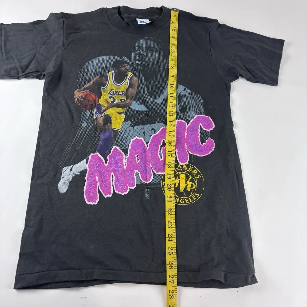 Vintage 1990s Black Magic Johnson Small Lakers NBA Salem Sportswear Tee MVP‎